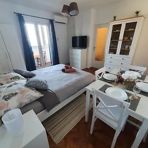 https://studio-apartman-fredi.in-istria.net