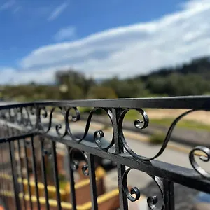 https://hostal-la-ronda.es-andalucia.com