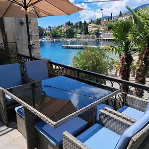 https://new-apartment-by-the-sea.in-istria.net